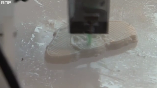 Силиконовое ухо напечатали на 3D принтере (видео)