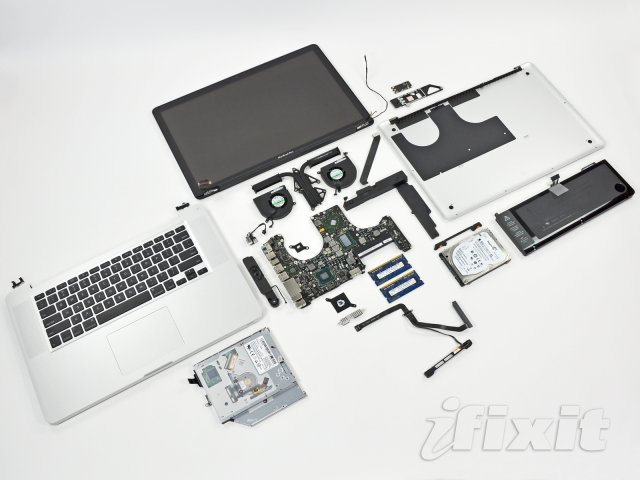 Новый Apple MacBook Pro разобран на детали (14 фото)