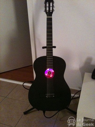 ПК встроенный в гитару (6 фото + видео)