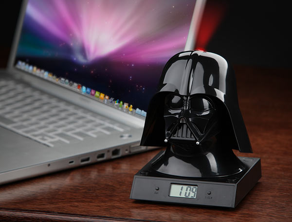 Darth Vader - проекционный будильник для гиков (3 фото + видео)