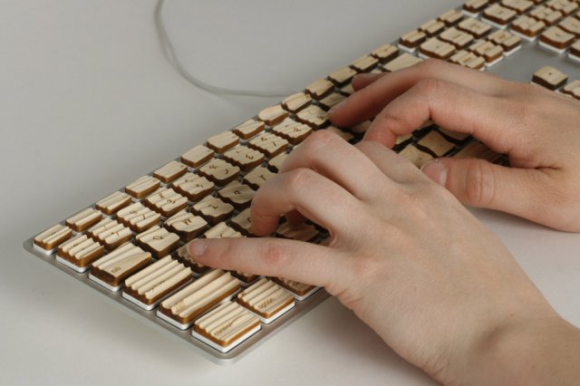 Дизайнерская деревянная клавиатура (11 фото)
