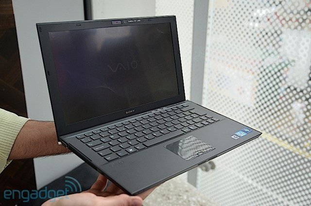Ультратонкий ноутбук от Sony VAIO Z (30 фото)