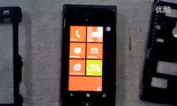 Первый телефон на WP7 от Nokia (видео)