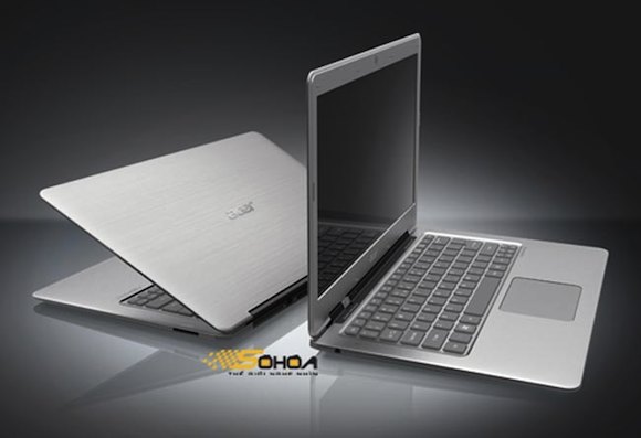 Acer Aspire 3951 - очередной претендент на звание самого тонкого (6 фото)