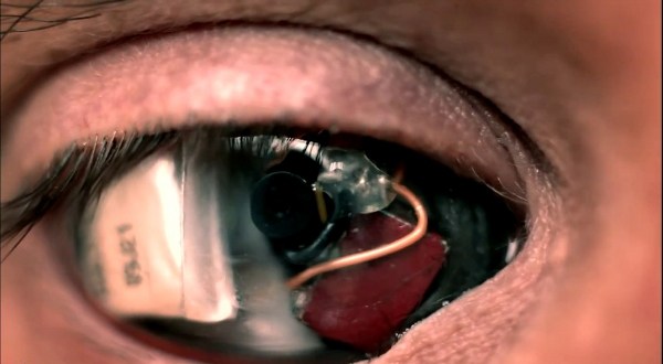 Eyeborg - превратит любого желающего в киборга (видео)
