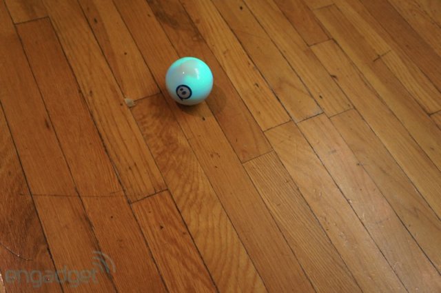 Радиоуправляемый мяч Sphero (5 фото + видео)
