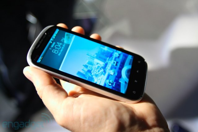 Версия смартфона HTC Sensation XE для T-Mobile (20 фото + видео)