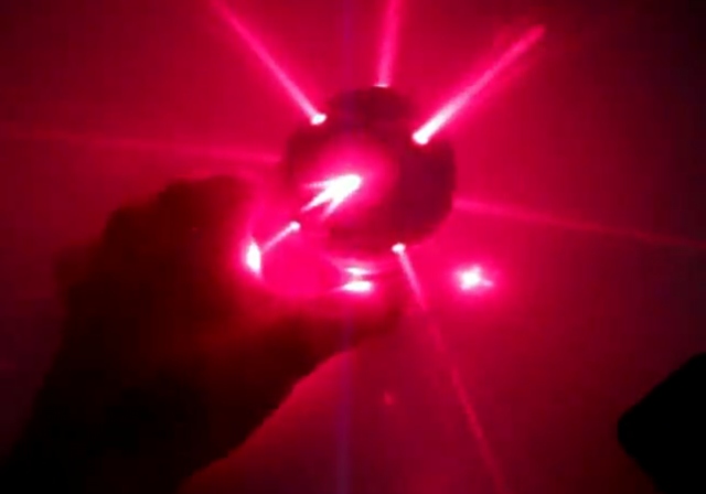 Самодельный лазерный шар (видео)