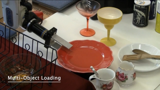Робот-посудомойка (видео)