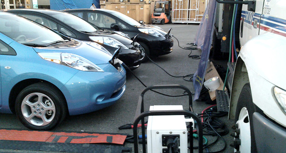 Nissan работает над проектом суперскоростной зарядной станции для электромобилей