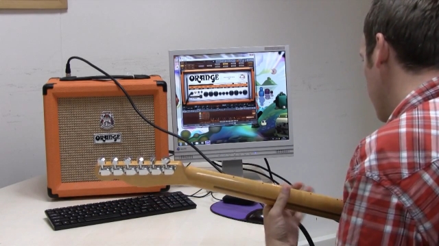 Гитарный усилитель комбинированный с компьютером (видео)