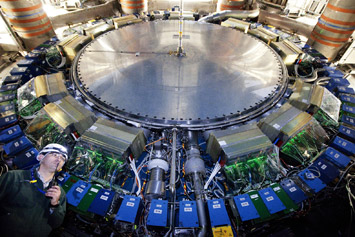 Большой адронный коллайдер открыл новую частицу
