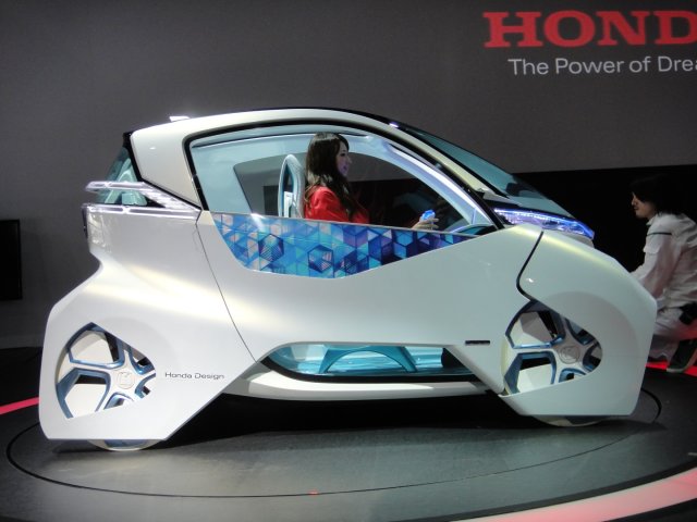 Футуристический микрокар от Honda (20 фото + видео)
