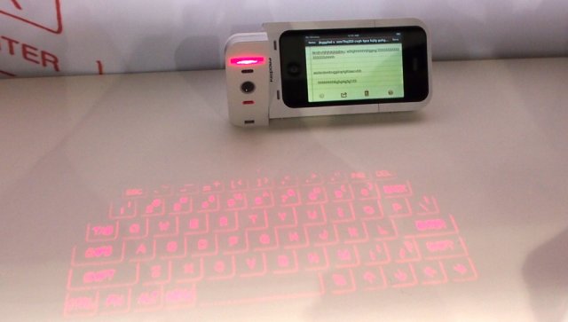 Лазерная проекционная клавиатура для iPhone (2 фото)