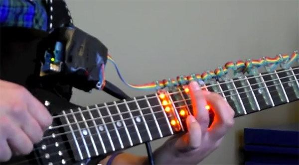 Светодиодный апгрейд для гитары (видео)