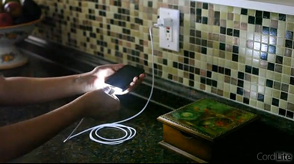 Зарядное устройство с подстветкой для iPhone (видео)