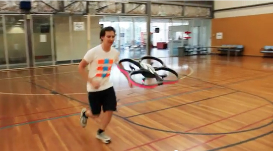 Joggobot - квадрокоптер для фитнеса (видео)