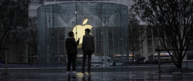 11% американцев стали хуже относиться к Apple после смерти Джобса