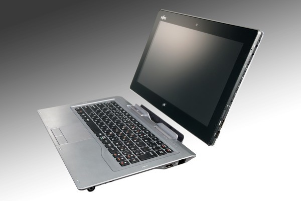 Fujitsu STYLISTIC Q702 - гибрид планшета и ноутбука (2 фото)