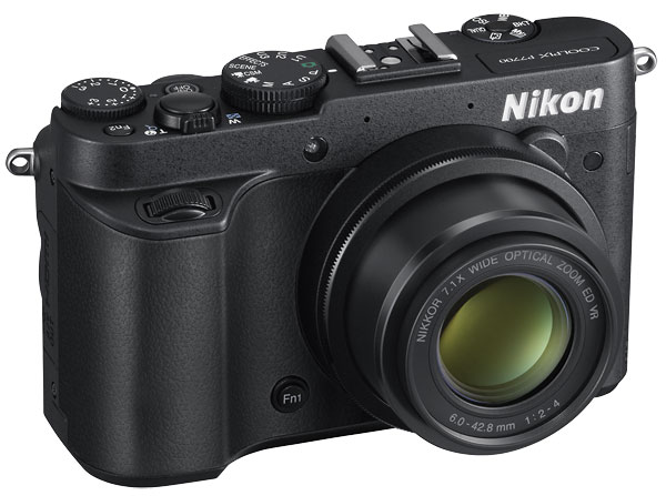 Nikon Coolpix P7700 - компактная камера с большой матрицей (4 фото)