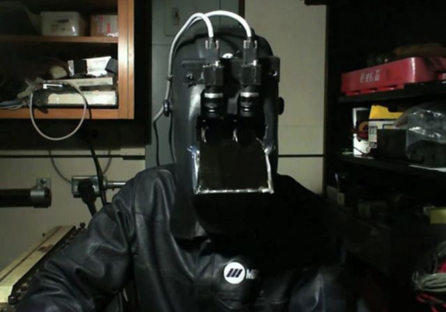 Высокотехнологичная сварочная маска (видео)