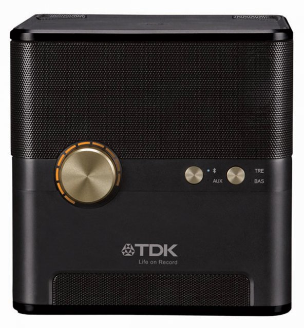 Аудиодок с беспроводной зарядкой от TDK (3 фото)