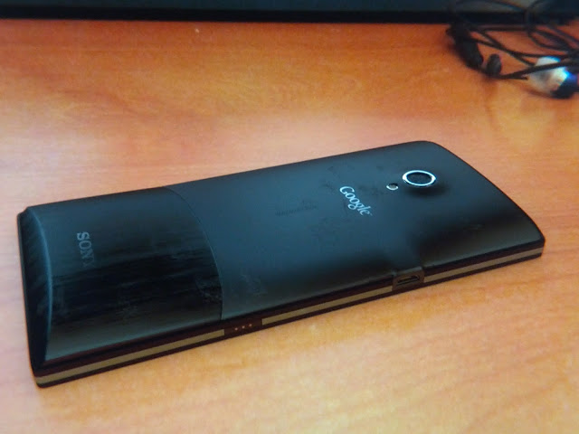 Первые фотографии смартфона Sony Nexus X