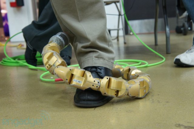 Новые разработки из института робототехники Карнеги-Меллона (13 фото + 3 видео)