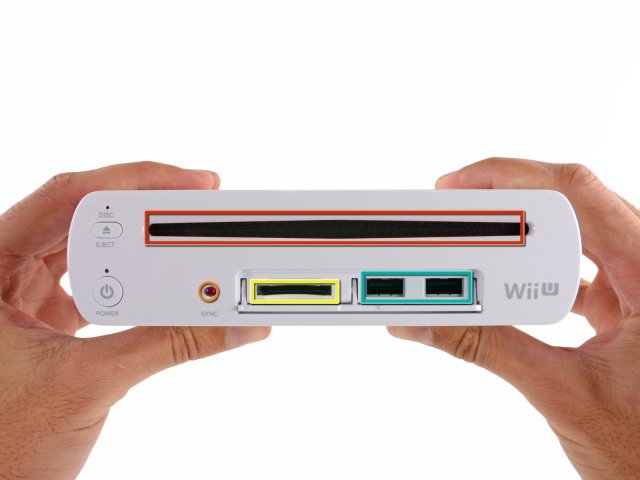 Nintendo Wii U разобрали на части (50 фото)