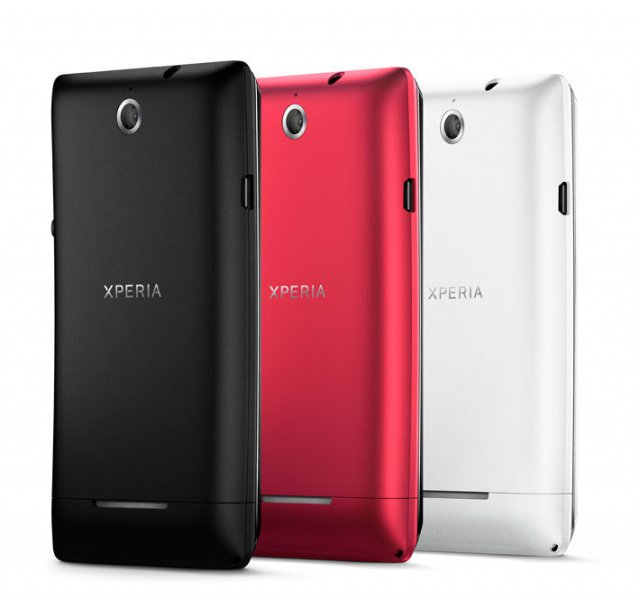 Sony официально анонсировала Xperia E и Xperia E dual (7 фото + 3 видео)