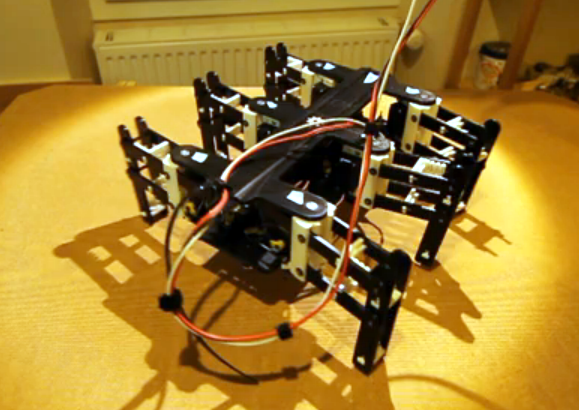 Шестиногий робот с помощью 3D-принтера (видео)