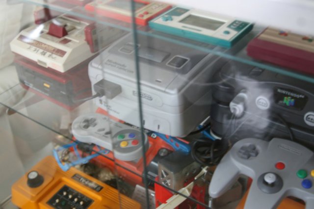 Крупнейшая коллекция продукции Nintendo (10 фото)