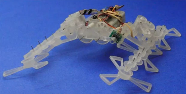 Миниатюрный и быстрый робот-насекомое (видео)