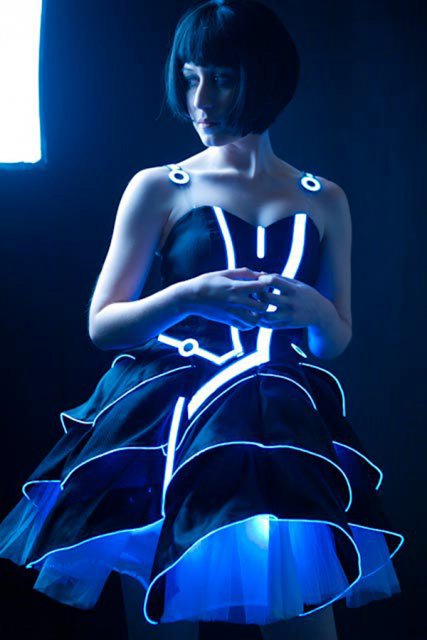 Платье в стиле Tron (7 фото)