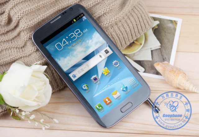 Китайский клон Samsung Galaxy Note II с HD-экраном всего за $160 (4 фото)