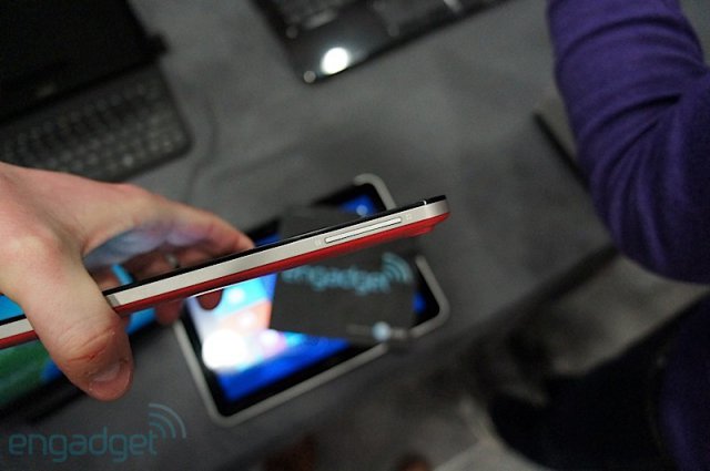 Бюджетный android-смартфон HP Slate 7 (17 фото)