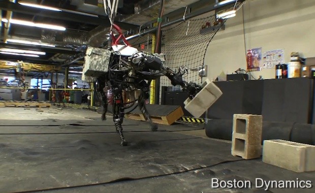 Робот BigDog оборудовали хоботом (видео)