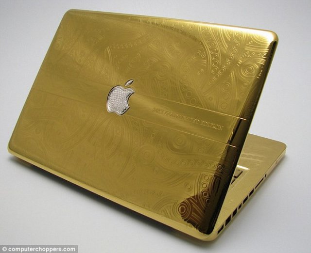 Компьютеры из чистого золота (7 фото)