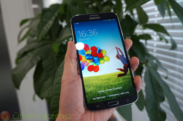 Samsung официально анонсировал смартфоны GALAXY Mega 5.8 и Mega 6.3 (14 фото)