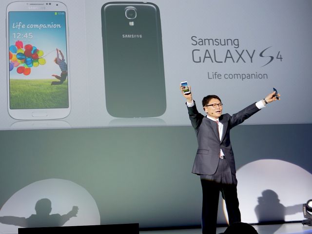 Samsung Galaxy Mega 5.8 и 6.3 официально представлены в России