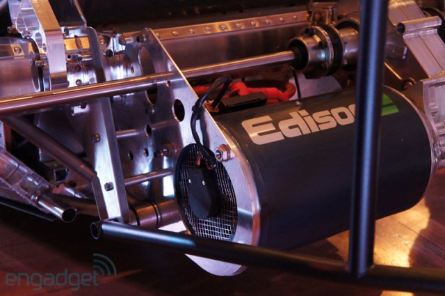 Легкий электромобиль Edison2 (17 фото)