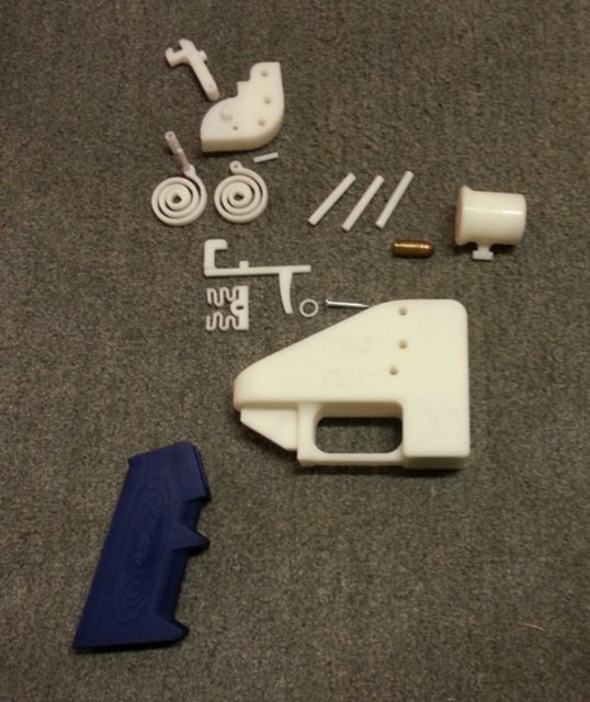Распечатанное на 3D-принтере оружие прошло испытания (14 фото + видео)