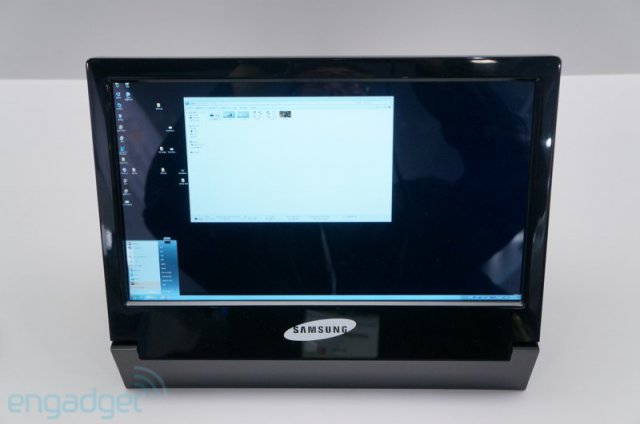 Samsung показал 13.3-дюймовый дисплей с разрешением 3200 x 1800 пикселей (7 фото + видео)