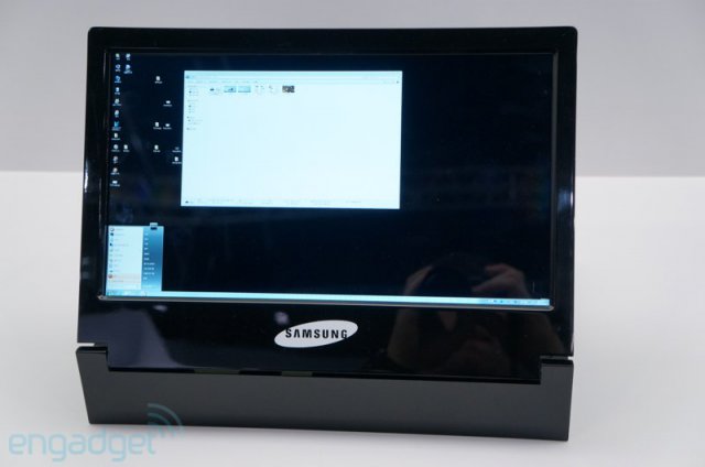 Samsung показал 13.3-дюймовый дисплей с разрешением 3200 x 1800 пикселей (7 фото + видео)