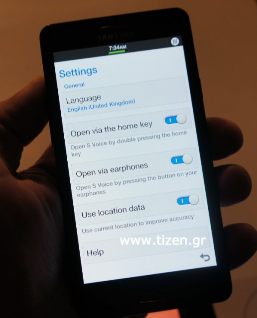 Samsung GT-i8800 - неанонсированный смартфон на базе TIZEN OS 2.1