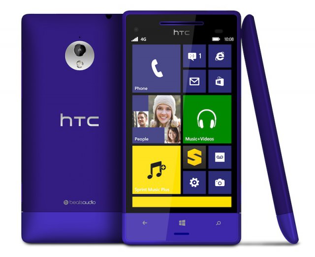Смартфон HTC 8XT с мощным звуком BoomSound и Windows Phone 8