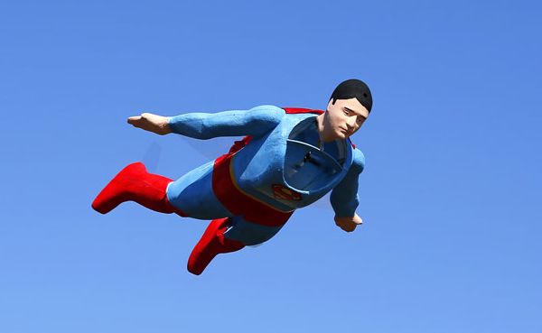 Супермены в небе над Сан-Диего (видео)