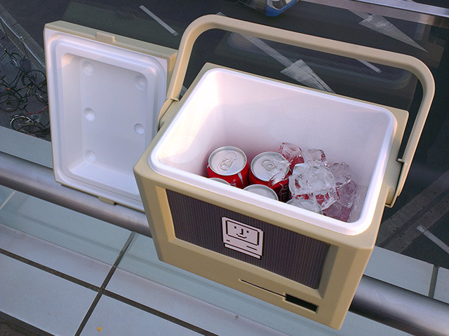 Холодильник для фанатов Apple