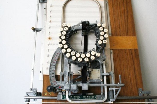 Keaton Music - редкая пишущая машинка