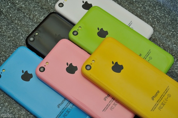 Бюджетный iPhone 5C может получить широкий спектр цветов корпуса (4 фото)